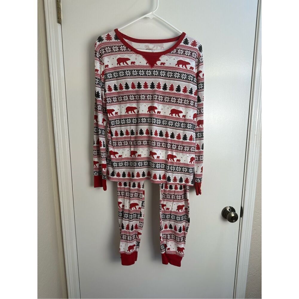Wondershop size L pajama set / base layer